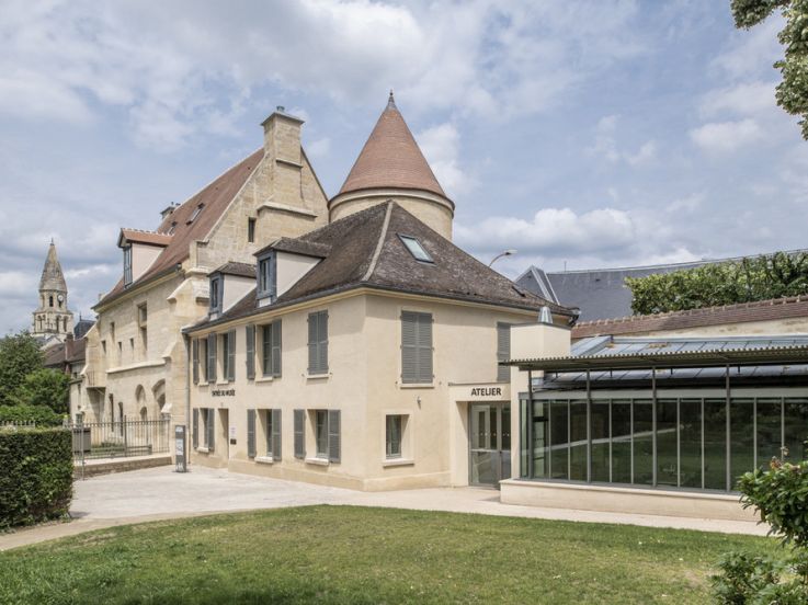 Le musée du Jouet : une plongée insolite dans les collections de jouets anciens, à Poissy (78)