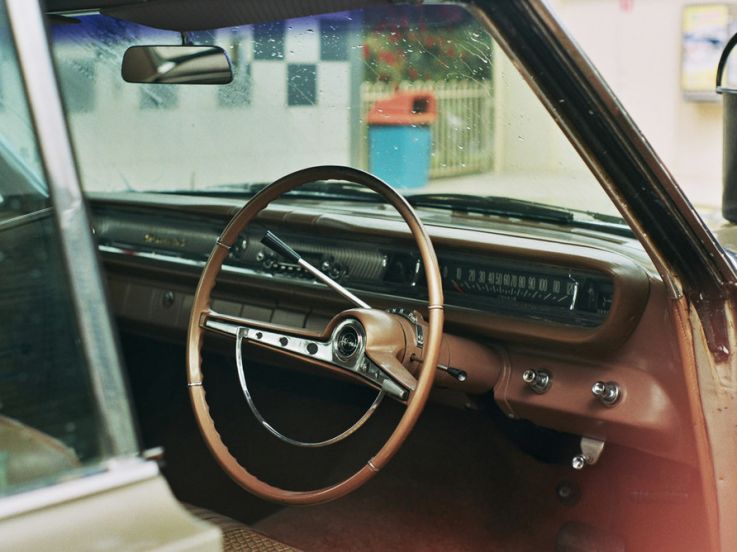 Immersion dans les 50s et automobiles vintages à Maisse (91), en septembre