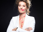 'Julie Bigot est Culottée' son one-woman show au Théâtre Bo Saint-Martin à Paris