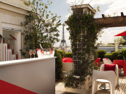 Mumm fait pétiller le rooftop de l'Hôtel Raphael