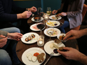 Le Bar du Bouillon lance ses dîners dégustation avec vignerons