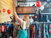 Oh my Frip, la folle friperie vintage au kilo revient à Paris !