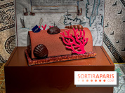 Les bûches de Noël 2024 de Jean-Paul Hévin, le maitre du chocolat : bûche corail