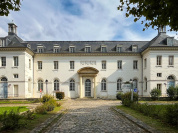 Les jardins de l'Hôtel La Rochefoucauld se transforment en tiers lieu pour l'été 2025