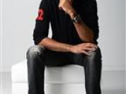 Tony Parker en dédicace exceptionnelle à la Fnac des Champs Elysées