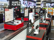 Make Up Forever ouvre son bar beauté chez Sephora Champs-Elysées