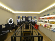 Jean Marc Joubert ouvre un nouveau salon de coiffure à Paris