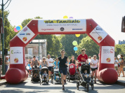 La familiale : la première course de poussettes à Paris 