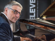 "The Swan and the Storm" envahit LA BATTERIE - GRANDE SALLE à GUYANCOURT : Spectacle à ne pas manquer !