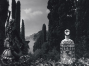 Chère Eugénie, la sublime expo photo gratuite de la Maison Guerlain sur les Champs-Élysées