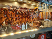 HOA NAM, les rôtisseries avec canard laqué et porc croustillant