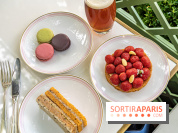 La terrasse fleurie de Ladurée à Paris sur les Champs-Elysées