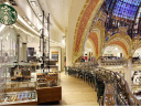Un salon de café Starbucks s’installe aux Galeries Lafayette