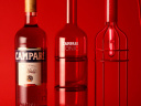 Un coffret inédit Campari "Ceci n'est pas une bouteille n°2" en vente chez Fleux