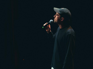 Tom Baldetti : son spectacle Tome 1 prolongé au Petit Palais des Glaces - notre critique