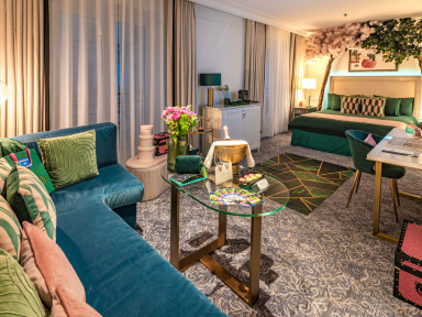 La magie de Wicked à l'Hôtel du Louvre, l'univers du Magicien d'Oz dans les suites Hyatt World Europe -  A7C8693