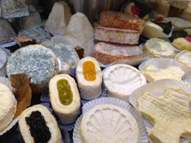 Apéritif fromage & saké au bar du Renaissance Vendôme