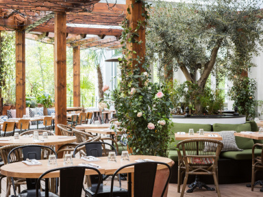 Un vent du sud souffle sur la Brasserie d'Auteuil avec Les Niçois