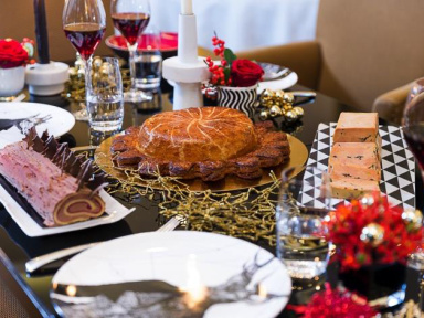 Christmas box by Burgundy