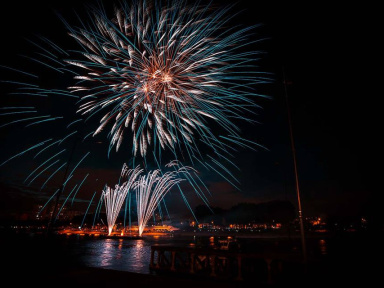 Feu d'artifice du 14 Juillet 2018 à Alfortville spéciale Johnny