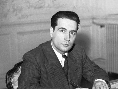 Emmanuel Macron lance l’année François Mitterrand en 2021