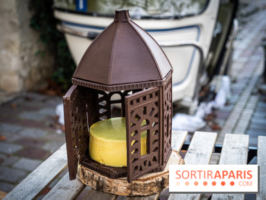 La Bûche de Noël lanterne de Mohamed Cheikh et Olivier Stehly 