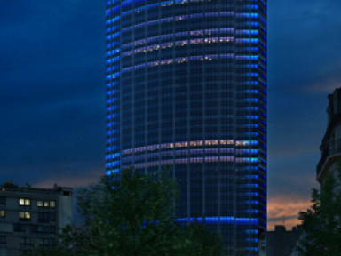 La Tour Montparnasse s'habille de nouvelles lumières