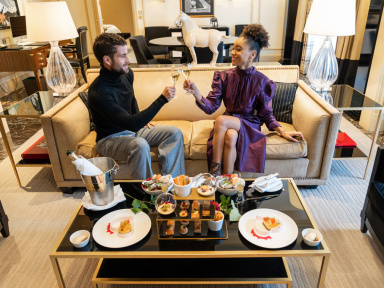 Saint-Valentin 2023 à Paris : un séjour romantique à l'hôtel du Prince de Galles