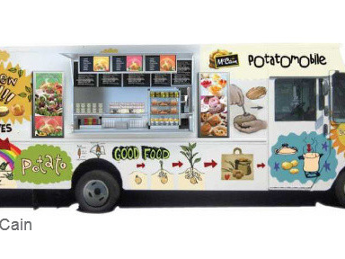 La PotatoMobile Mc Cain à la gare Saint-Denis