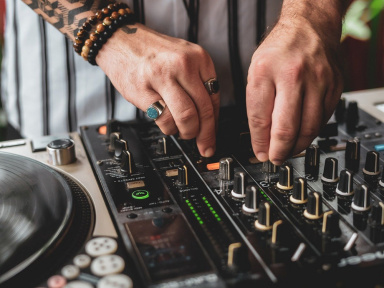 Fête de la musique 2025 à la Cité universitaire de Paris avec Breakbot & Irfane