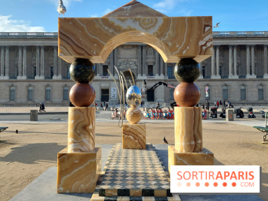 Paris : quel est ce portail monumental installé sur la place du Louvre ?