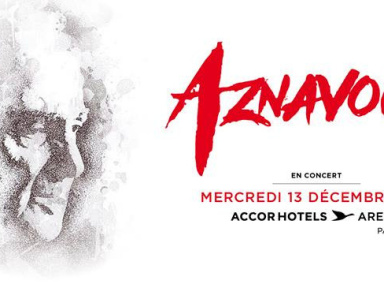 Charles Aznavour en concert à l'Arena Bercy de Paris en décembre 2017