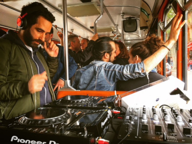 Disquaire Day Tour 2019 : des bus vintage RATP pour écouter de la musique