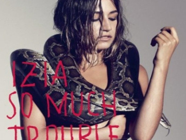 Izia So Much Trouble concert Paris 2012