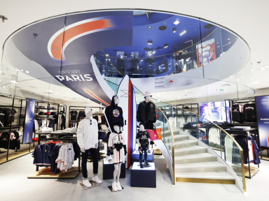 PSG : ouverture d'une nouvelle boutique flagship sur les Champs-Élysées à Paris