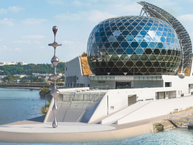 Ether : l’œuvre monumentale à La Seine Musicale à Boulogne-Billancourt