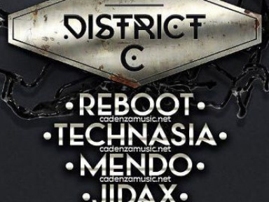 District C à l’Electric sur le toit du Hall 7