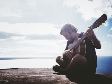 Jack Johnson en concert à l’Olympia en septembre 2013 