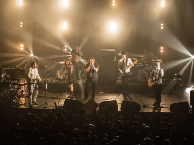 Mort de Karl Tremblay, le chanteur des Cowboys Fringants, à l'âge de 47 ans