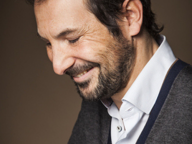 Régis Mailhot dans Reprise des Hostilités au Théâtre Victor Hugo 