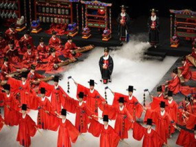Jongmyo jeryeak au Théâtre National de Chaillot