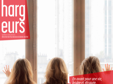 Nous qui sommes cent au théâtre des Déchargeurs : notre critique