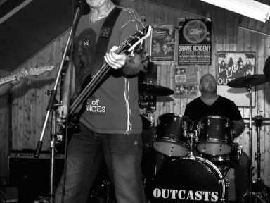 Punk Party avec The Outcasts