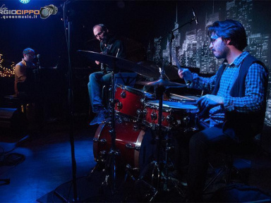 JAZSET TRIO - Présentation du CD Postcards dans le cadre du festival JAZZ SUR SEINE 2015