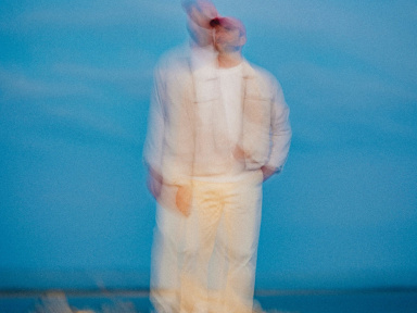 Isaac Delusion en concert à L'Olympia, Paris : expérience musicale immersive inédite