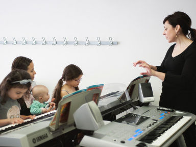 journée portes ouvertes à la Yamaha Music School de Paris-Bercy
