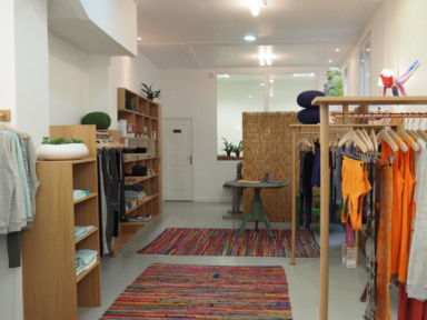 Le premier concept-store dédié au yoga et au bien-être à Paris : YogaSearcher