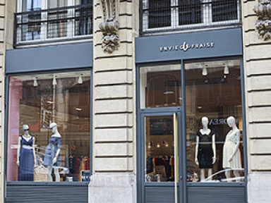 Envie de Fraise ouvre ouvre sa boutique de prêt-à-porter de maternité