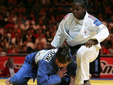 Gevrise Emane (R) of France vies with Katarzyna Pilocik (L) of Poland in the women's 70 kg final final of the Euro Judo Championship in Belgrade, 07 April 2007. Emane won the final.      AFP PHOTO / DIMITAR DILKOFF (Photo credit should read DIMITAR DILKOFF/AFP/Getty Images)