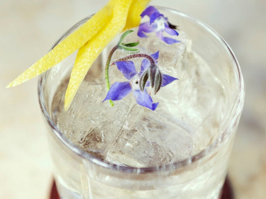 Deux recettes de cocktails par le chef barman Elie Favreau